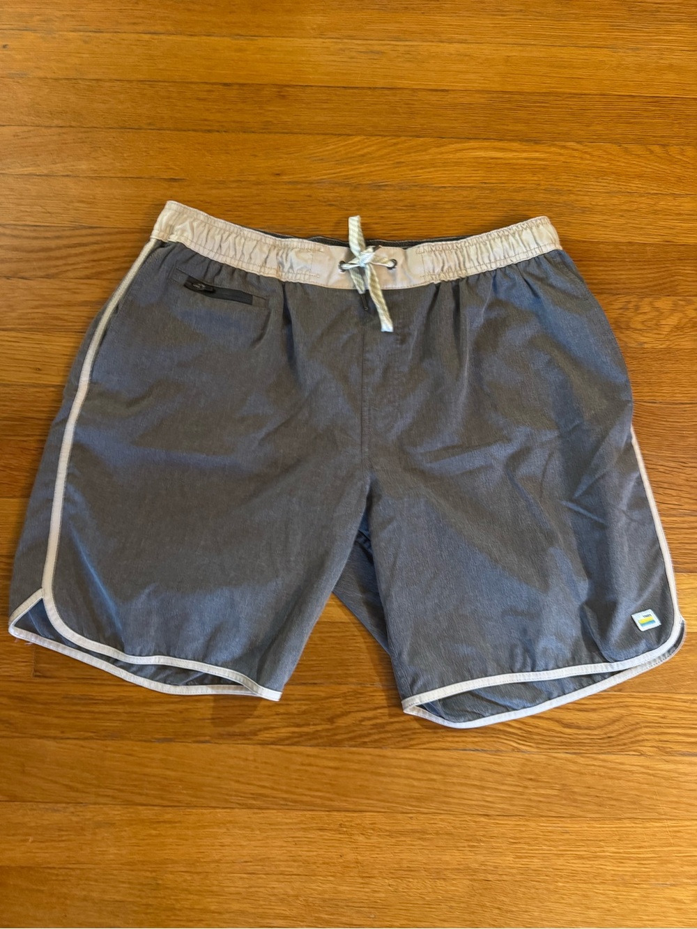 Vuori Gray Hybrid Shorts with Cream Trim